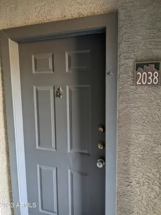 Photo #5: 6636344 Listing