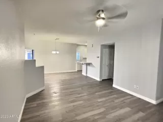 Photo #3: 6636446 Listing