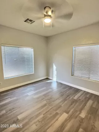 Photo #5: 6636446 Listing