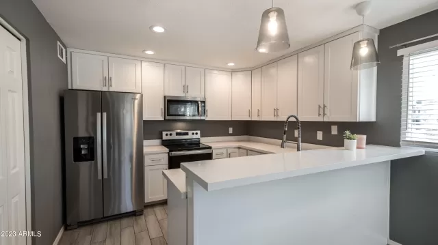 MLS: 6636541 Condo For Sale