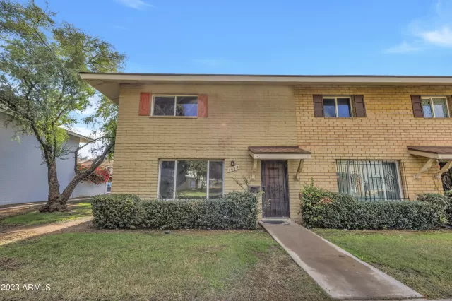 MLS: 6636617 Condo For Sale