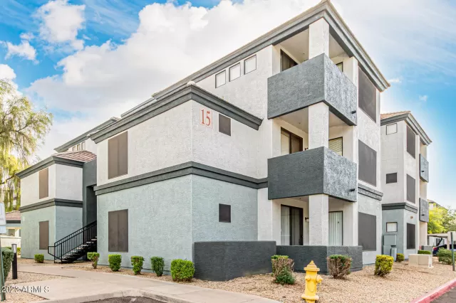 MLS: 6637199 Condo For Sale