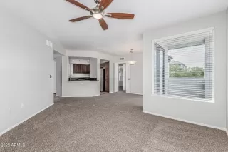 Photo #5: 6637199 Listing