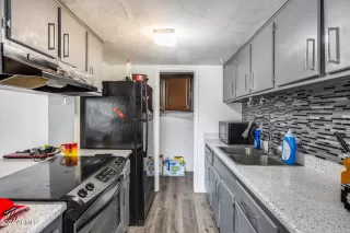 Photo #2: 6637462 Listing