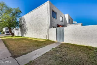 Photo #4: 6637462 Listing