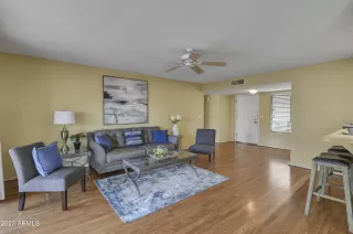 Photo #3: 6637617 Listing 