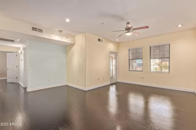 MLS: 6637689 Condo For Sale