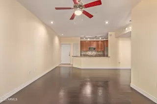 Photo #4: 6637689 Listing