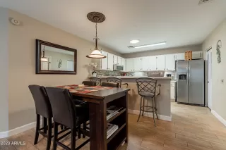 Photo #3: 6637774 Listing 