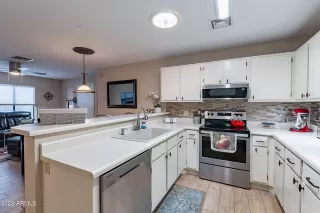 Photo #4: 6637774 Listing 