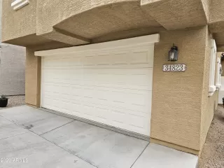 Photo #3: 6637897 Listing