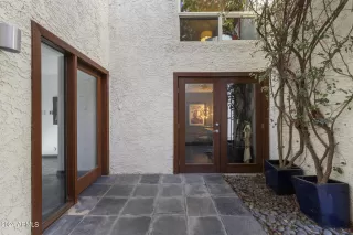 Photo #1: 6638016 Listing