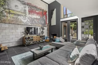 Photo #4: 6638016 Listing