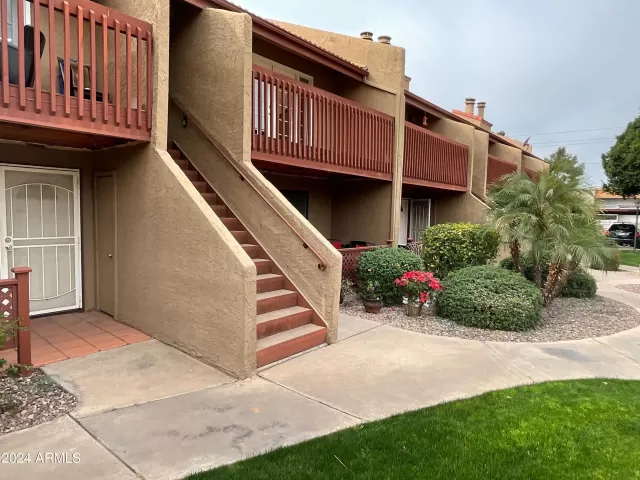 MLS: 6638038 Condo For Sale