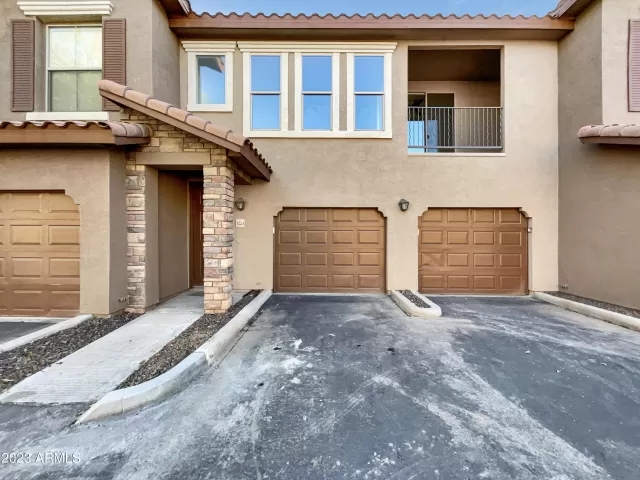 MLS: 6638129 Condo For Sale