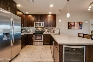 Photo #1: 6638156 Listing 