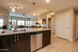 Photo #3: 6638156 Listing 