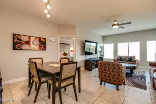 Photo #5: 6638156 Listing 