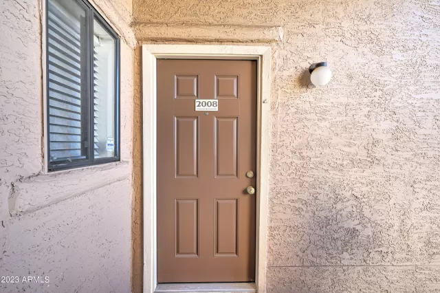 MLS: 6638181 Condo For Sale