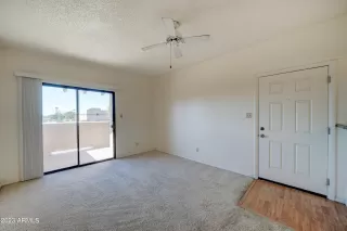 Photo #2: 6638181 Listing 