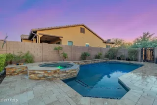 Photo #6: 6638296 Listing 