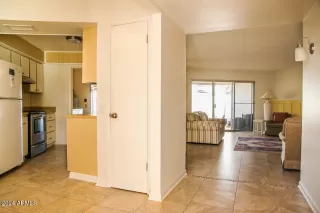 Photo #2: 6638337 Listing