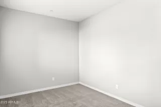 Photo #6: 6638420 Listing