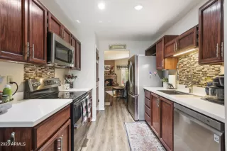 Photo #4: 6638446 Listing 