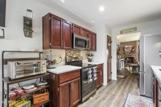 Photo #5: 6638446 Listing 