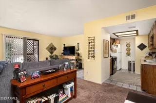 Photo #5: 6638640 Listing 