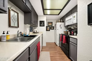 Photo #5: 6638642 Listing 