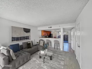 Photo #1: 6638659 Listing