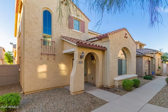 MLS: 6638677 Condo For Sale