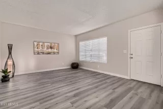 Photo #1: 6638707 Listing