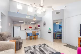 Photo #4: 6638822 Listing