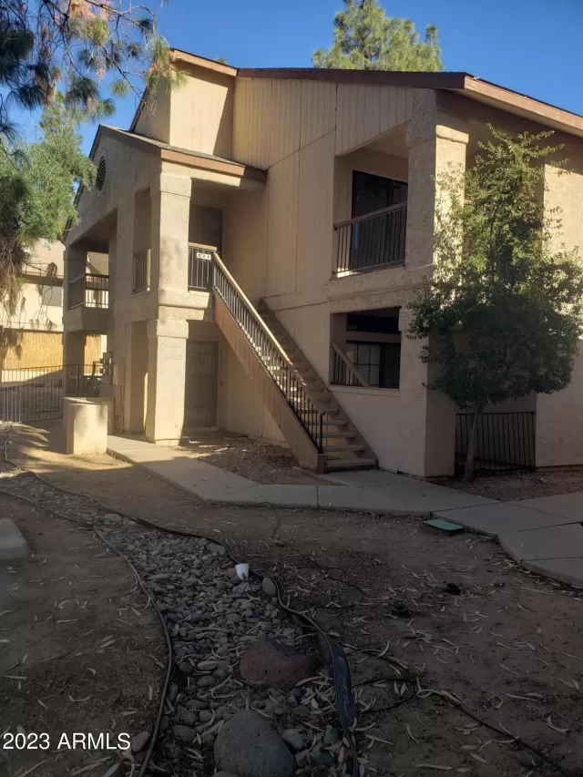 MLS: 6639073 Condo For Sale
