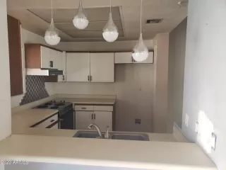 Photo #5: 6639073 Listing 