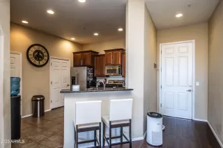 Photo #2: 6639162 Listing 
