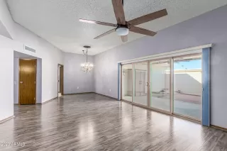 Photo #4: 6639217 Listing 