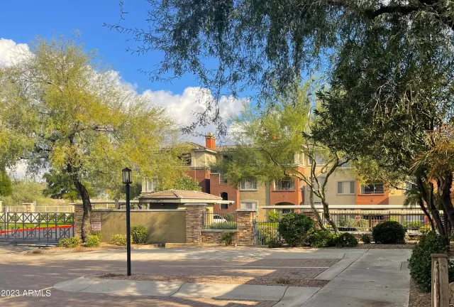 MLS: 6639241 Condo For Sale