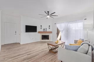 Photo #3: 6639241 Listing