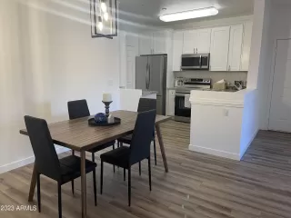 Photo #6: 6639241 Listing