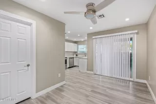 Photo #5: 6639244 Listing 