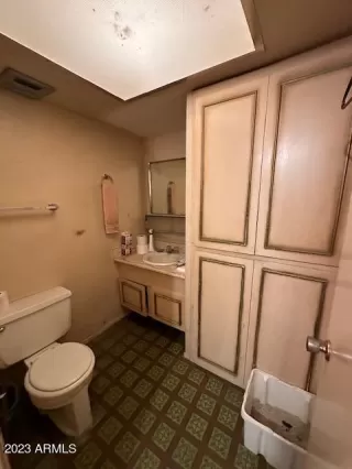 Photo #4: 6639250 Listing