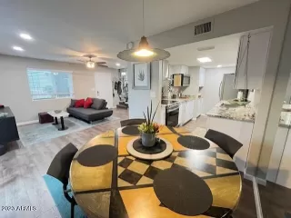 Photo #6: 6639264 Listing 