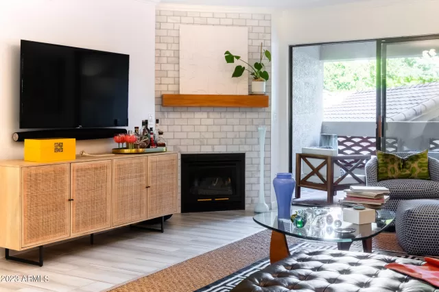 MLS: 6639426 Condo For Sale