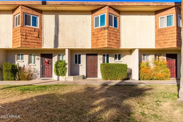 MLS: 6639444 Condo For Sale