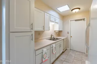 Photo #3: 6639465 Listing 