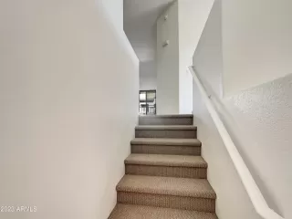Photo #6: 6639709 Listing