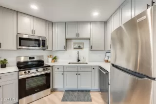 Photo #2: 6639858 Listing